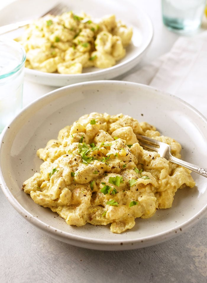 Instant Pot Vegan Mac and Cheese: 20-Minute Creamy Dairy-Free Delight